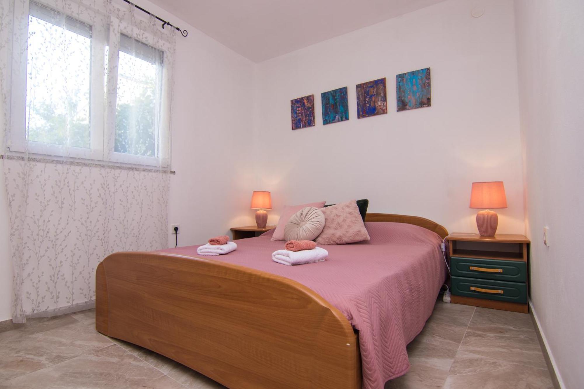 Apartments Flowers Krk Town Exterior foto